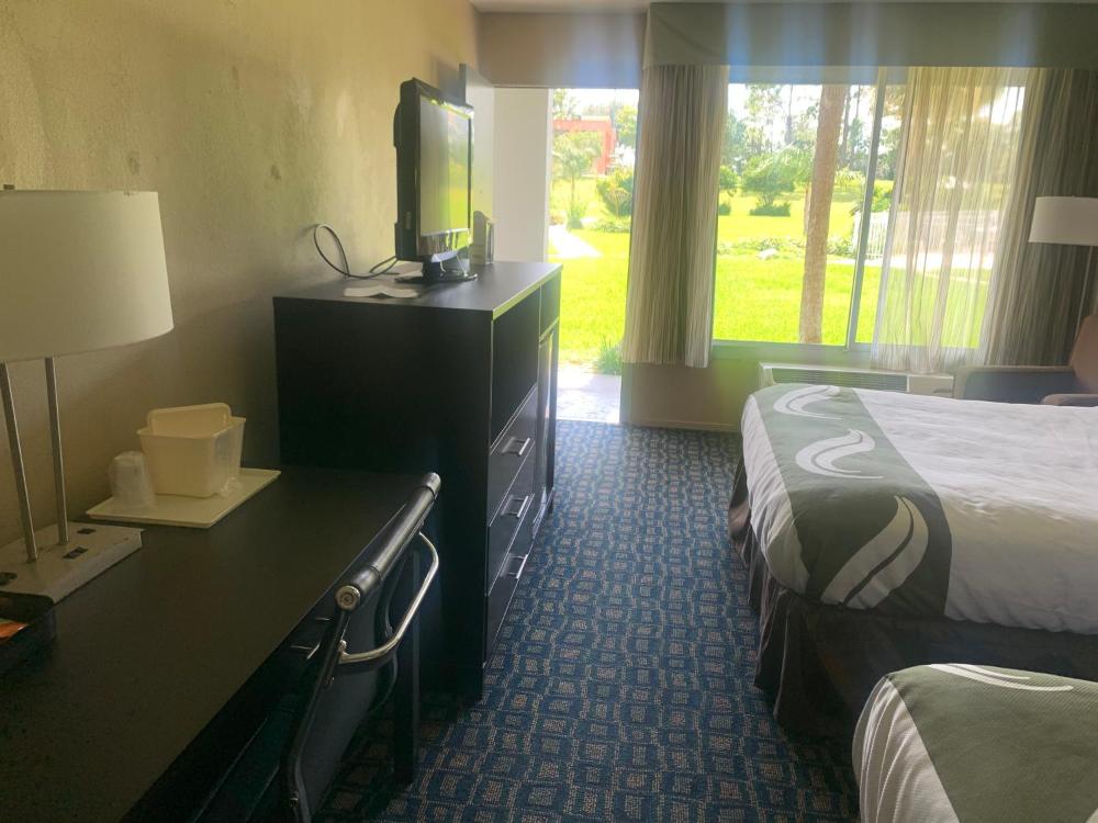 Double Room with Two Double Beds - Smoking interior
